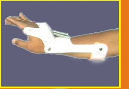 Dynamic Palsy Splint (Only Wrist) By SWASTIK ORTHO BRACE & SPLINTS