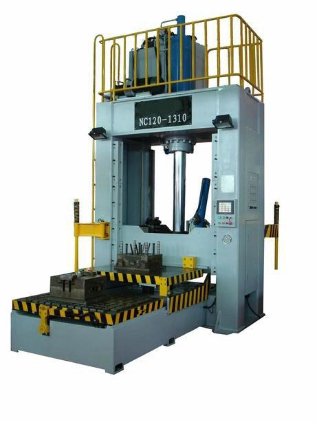 Die Spotting Machine - 400T Max Spotting Force, 4400mm Out Stroke | Nodular Cast Iron Structure, Permanent Electro Magnetic Chuck, Complete Safety Features