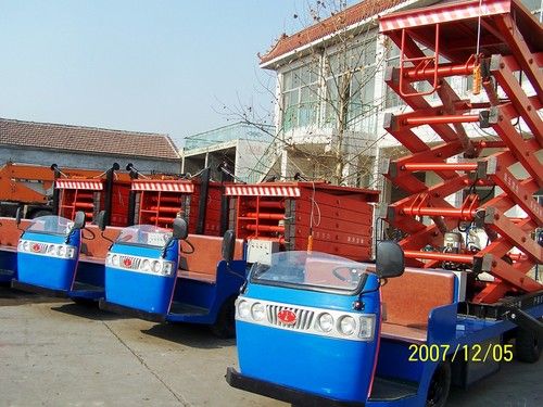 Truck Mounted Scissor Lift Table