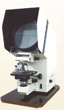 फाइबर और यार्न के विश्लेषण के लिए ध्रुवीकरण माइक्रोस्कोप