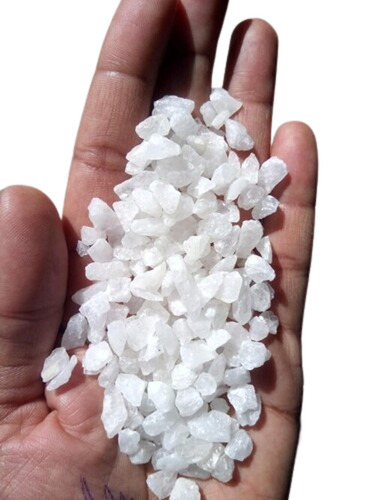 White Quartz 99.40% Sio2 And Opaque White Pure Silica Quartz Polished Chips - Product Type: Mineral Refractories
