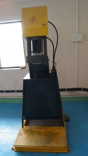 Hose Crimping Machine