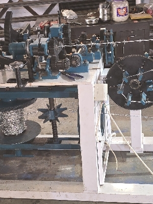 Fencing Net Making Machine - Steel Wire Material, 1 Year Warranty | Easy Operation, Low Maintenance, Lightweight Design