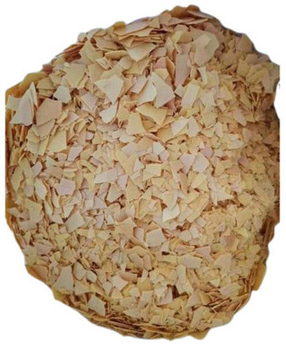 Yellow Flakes Sodium Sulphide with Moisture Of 16% and Sulphur Content Of 0.35%