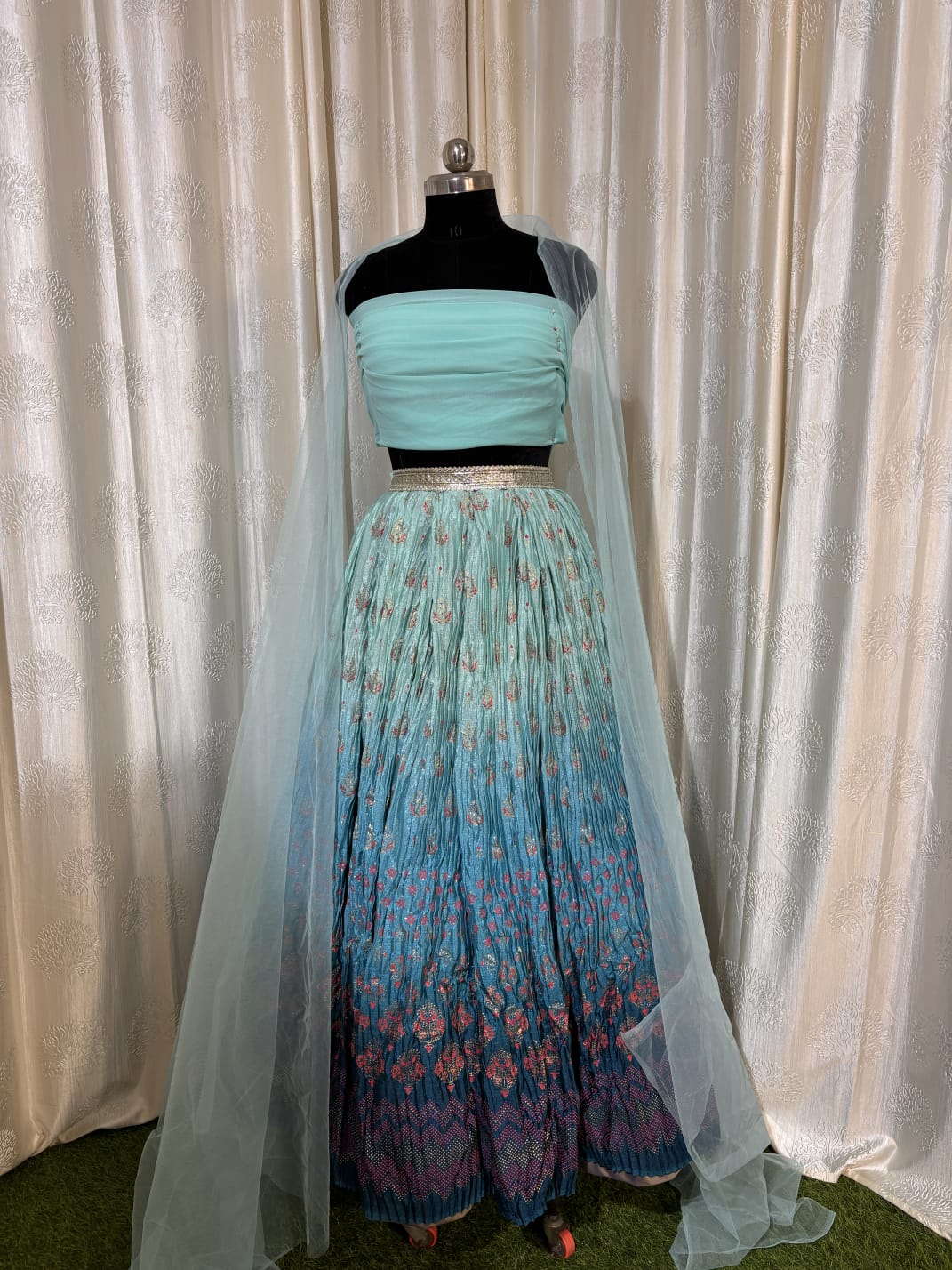 Ombre Chinon Crushed With Hand Print Fabric - Attributes: Quick Dry