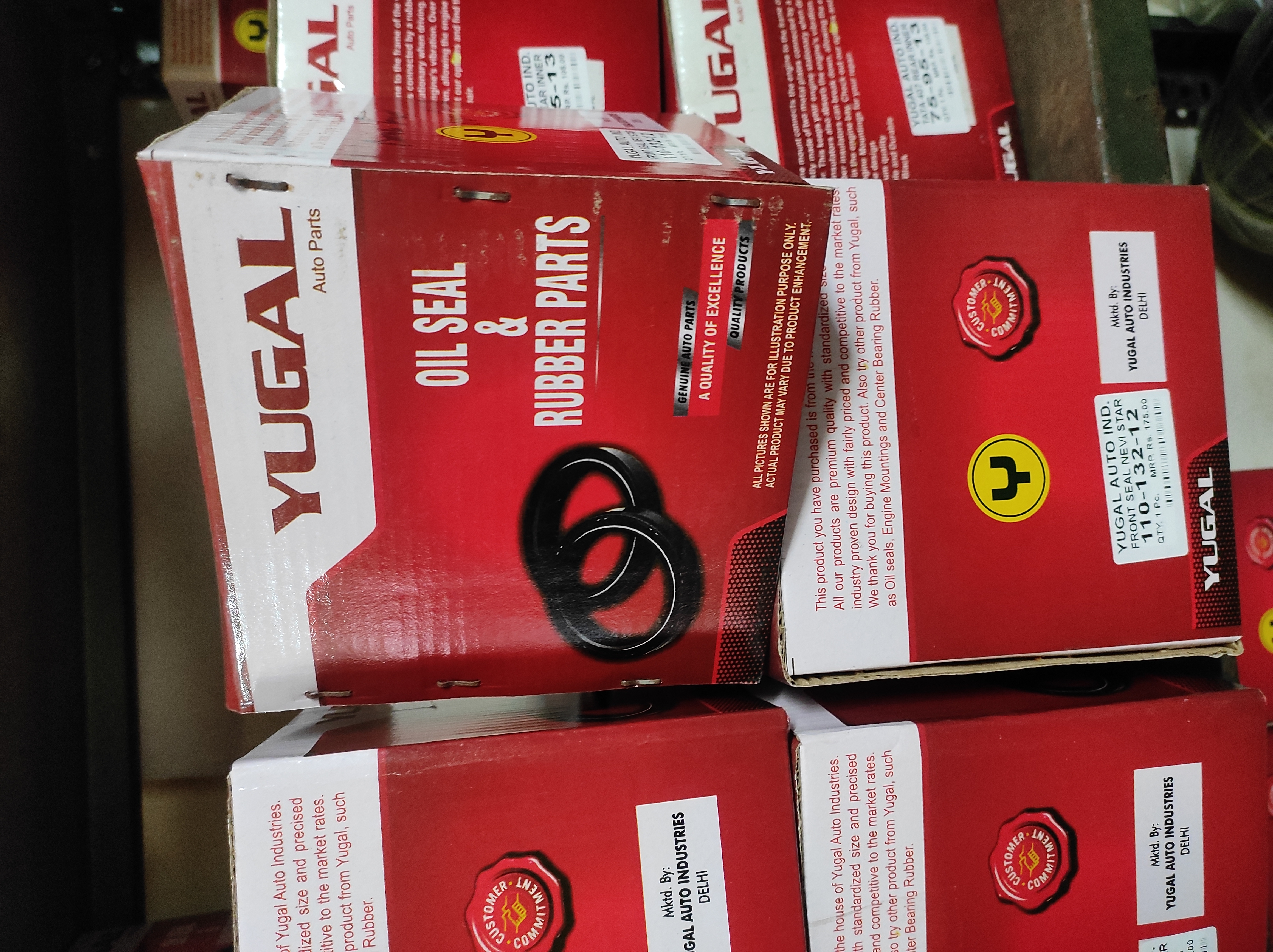 टीसी रियर व्हील इनर ऑयल सील 135-170-15 या 135X170X15 आवेदन: ऑटोमोबाइल