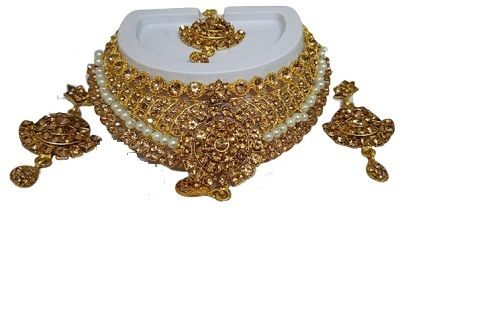 Golden Light Weight Women Assorted Necklace Set