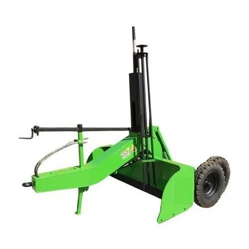 55 Horsepower Semi Automatic Mild Steel Agricultural Land Leveller Capacity: 600 Liter/Day