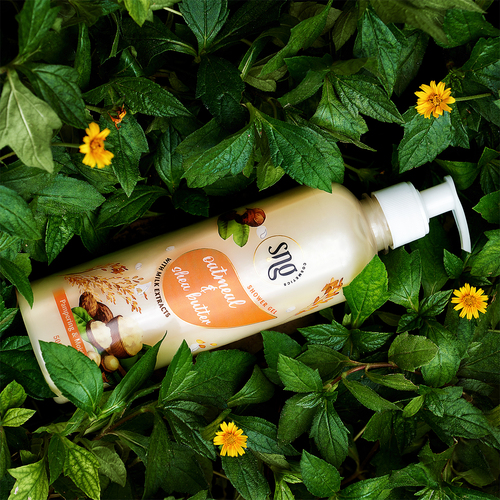 3 साल की शेल्फ लाइफ के साथ ओटमील और शीया बटर बॉडी वॉश कलर कोड: क्रीमी व्हाइट