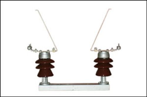 Brown 33 Kv And 11 Kv Horn Gap Fuse With Insulator Up To 630 Amp