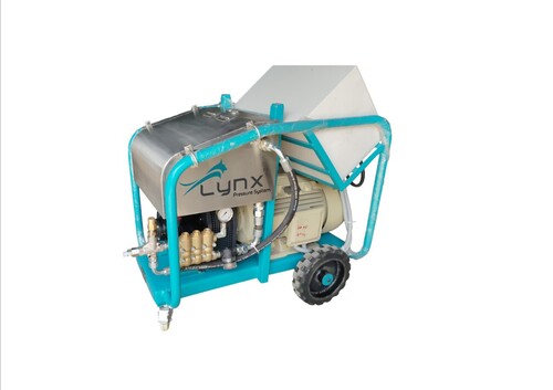 Hydro Blasting Machine - Color: Blue And Red