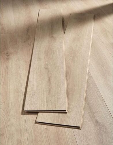 Laminate Wooden Flooring - Color: Natural Maple