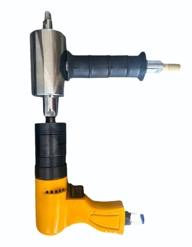 Pneumatic Tube Cleaner - Color: Silver