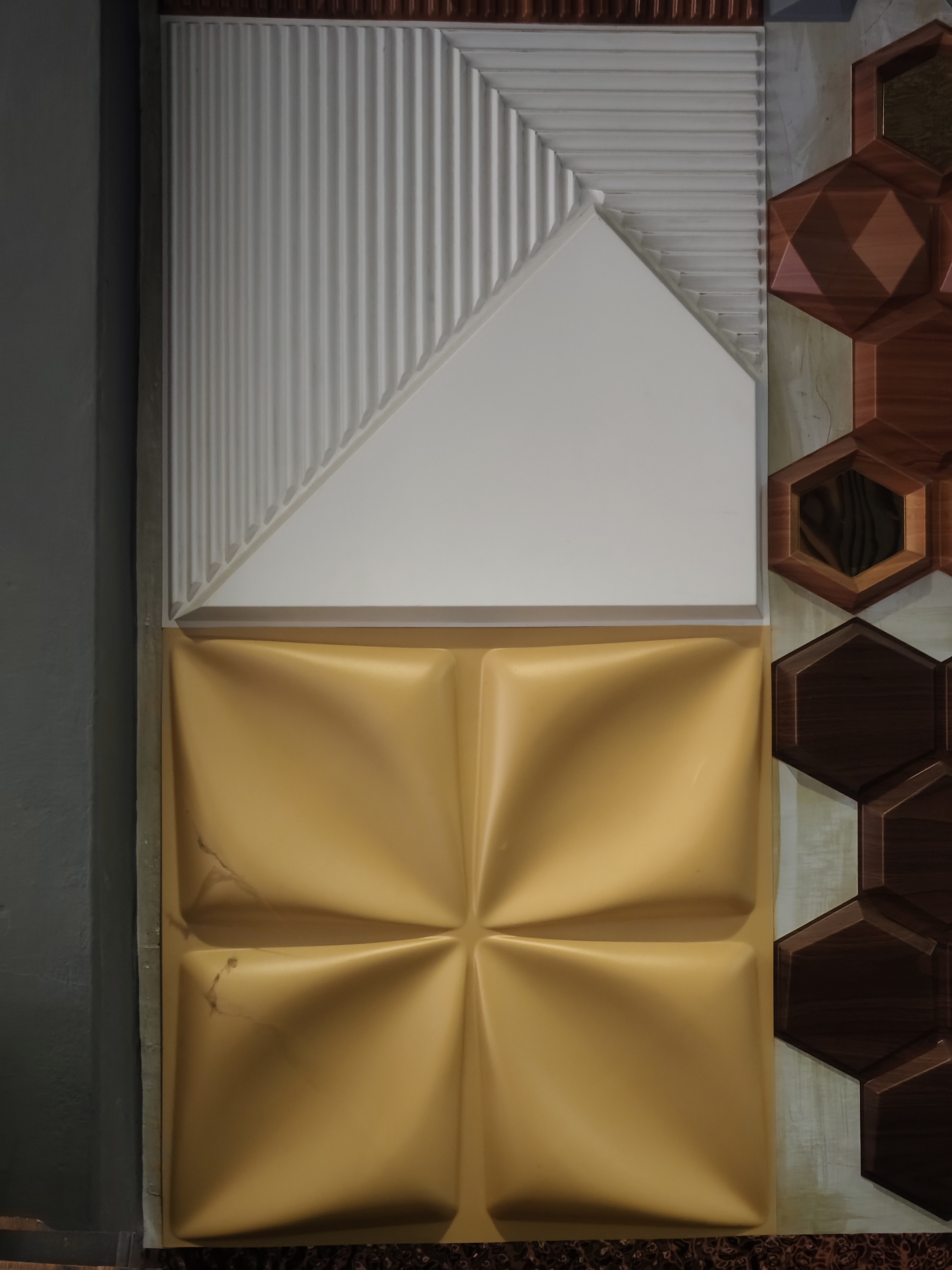 Acrylic 3D Wall Decorative Panels - Color: Multicolour