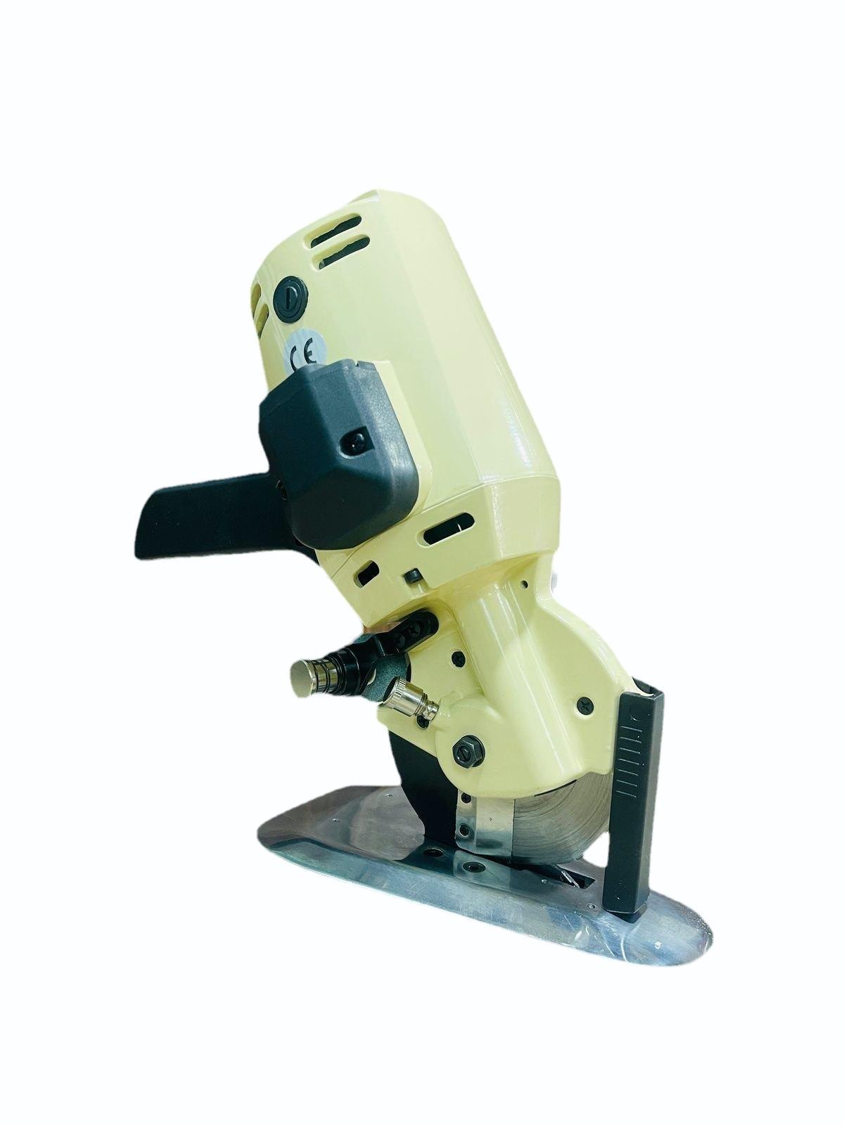 110 Inches Cloth Cutting Machine