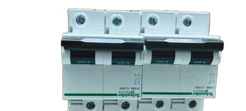 A9N18362 Schneider MCB