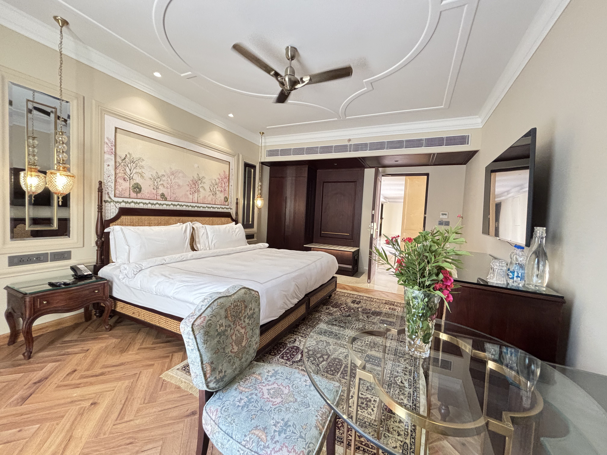 Palace Room Services