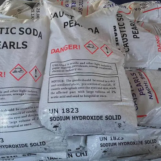 Caustic Soda Pearls - Cas No: 1310-73-2