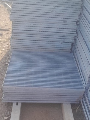 Gi Grating - Length: 1X1 And 1X6  Meter (M)