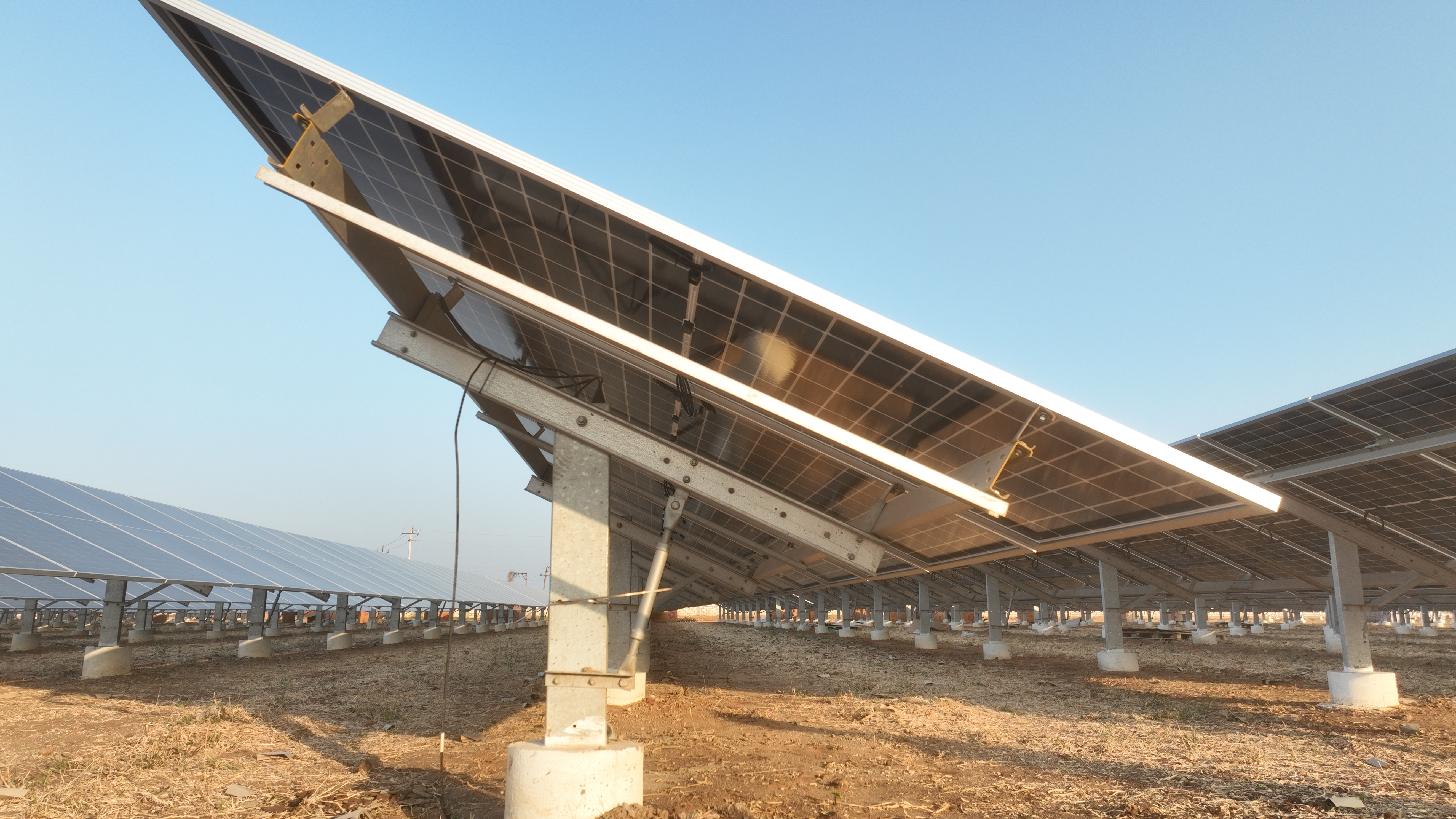 Seasonal Chase Mms Fixed And Seasonal Tilt Solar Mounting Structure - Cable Length: Depends On Projects