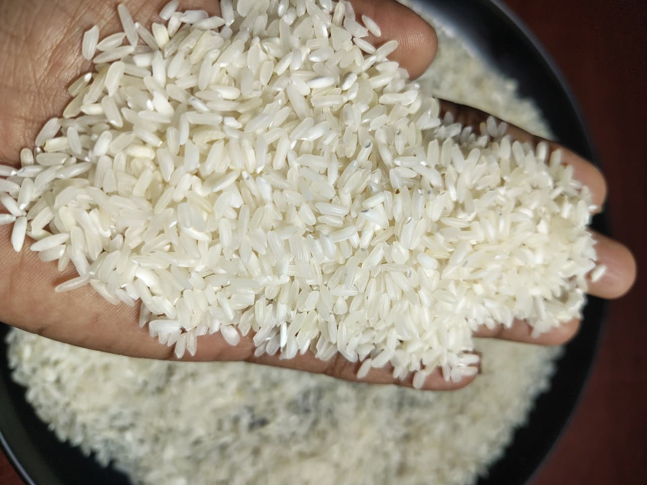 Ir64 White Rice - Broken (%): 5