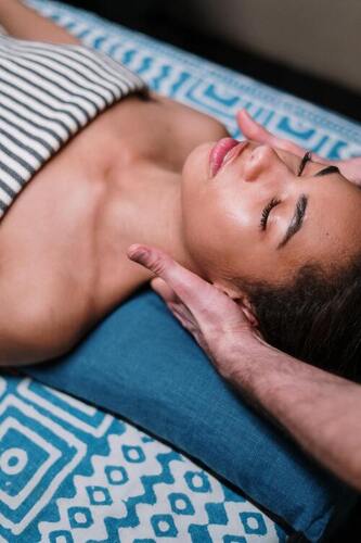 Head Massage 