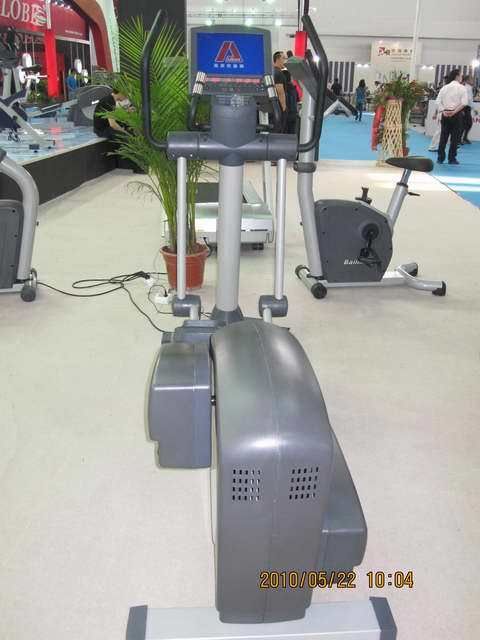 Elliptic Trainer (E32TV)