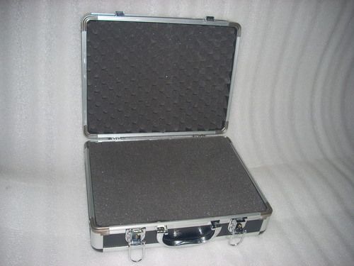 Case With Pick And Pluck Foam