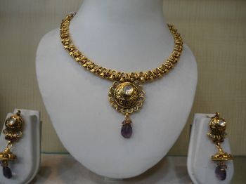 Artificial Kundan Necklace Set