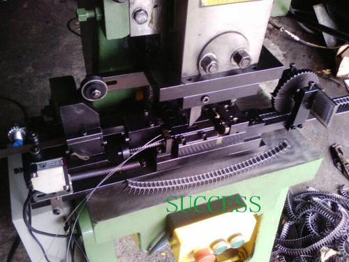 Automatic Mattress Clips Machines