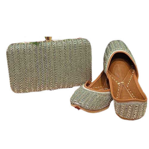 Silver Latest Design Women Punjabi Jutti With Matching Clutch