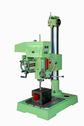 25Mm Radial Drill Machine - Automatic Grade: Semi-Automatic