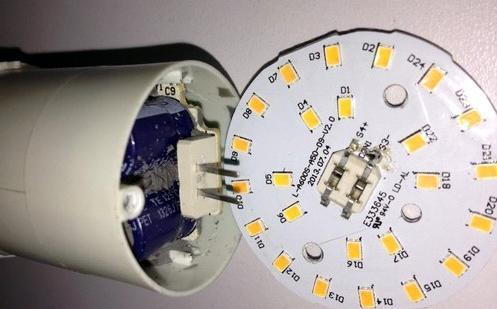 LED Connector For LED Bulbs And Tubes