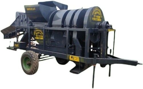 Black Multi Crop Thresher For Agriculture Sector