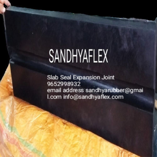 Black Square Slab Seal Expansion Joint Application: Use Bridges