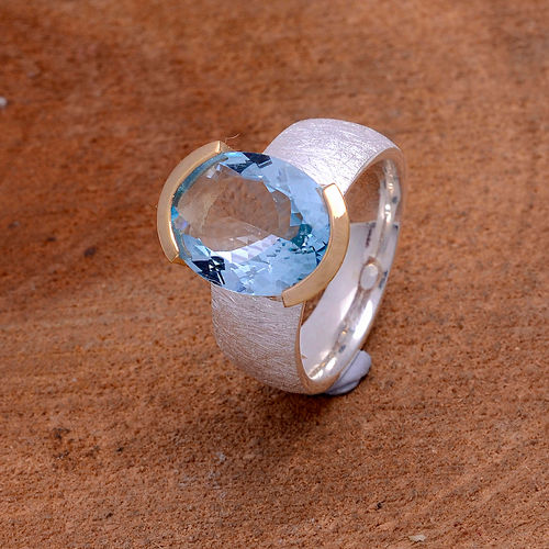 Blue Topaz 925 Sterling Silver Gold Plated Ring Gender: Women