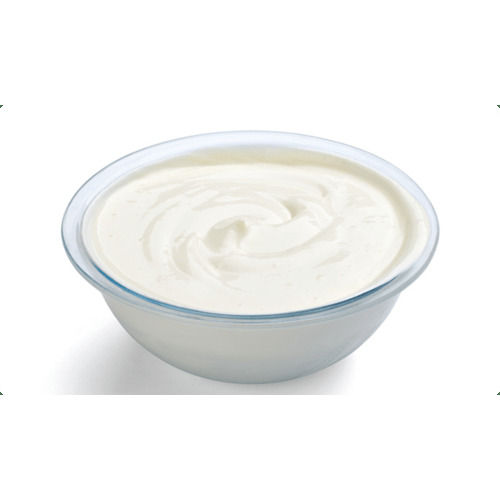 Hygienically Packed Natural And Creamy Sterilized Processed Fresh White Curd, Pack Of 1 Kg