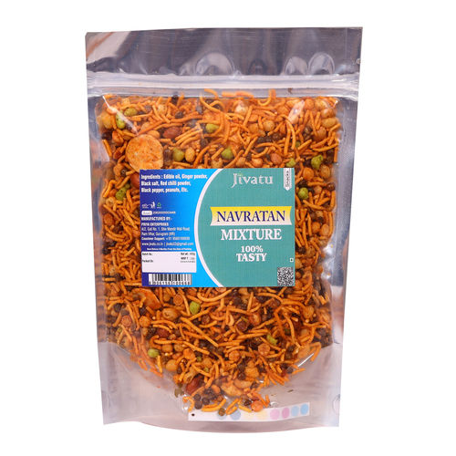 Crunchy and Salty Navratan Mixture Namkeen