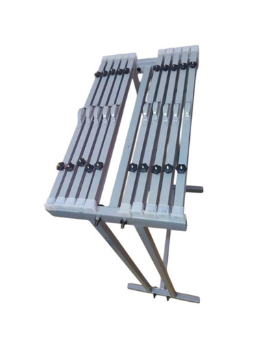 Drawing Hanger - Color: Ivory