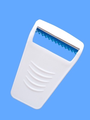 Medical Disposable Razor - Plastic Material, White Color | Made for Precise Shaving in Clinical Settings
