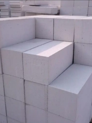Concrete Compound Wall - Purity: 100