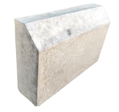 Kerb Stone - Size: 600 X 300 X 125 Mm