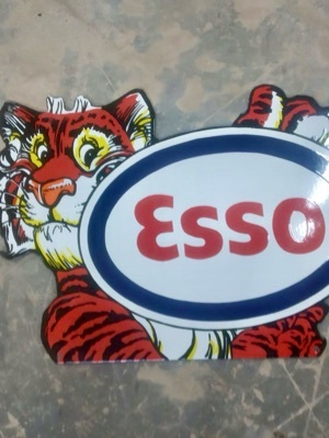 Vitreous enamel signs