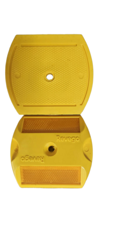 Plastic Road Studs - Color: Yellow/white/red
