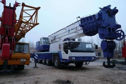 Used Tadano 200ton Crane