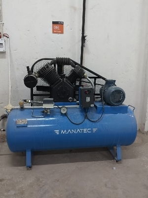 ड्राइड हाई परफॉर्मेंस एयर कंप्रेसर