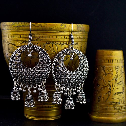 महिलाओं के लिए ऑक्सीडाइज़्ड सिल्वर चांदबली झुमकी इयररिंग वज़न: 24 ग्राम (G)