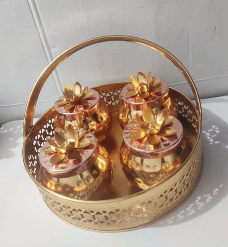 Round Shape Metal Wire Gifting Basket