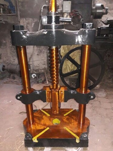 Manual Hand Press Machine 4 - 6 inch