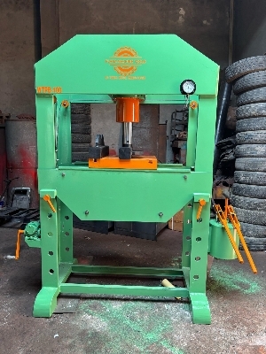 Hydraulic Workshop Press